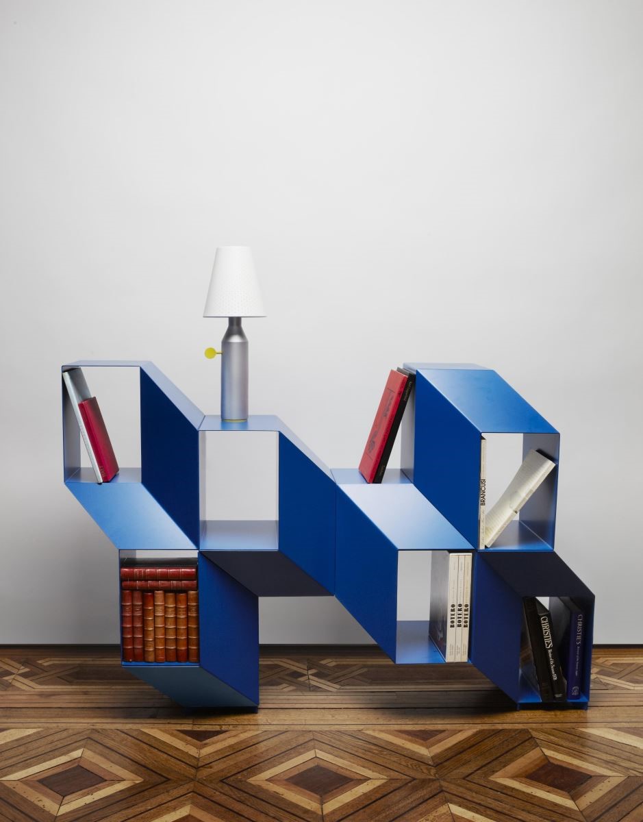 Rocky 書櫃玩轉 3D 的立體效果,展現趣味的視覺張力。 Rocky 書櫃玩轉 3D 的立體效果,展現趣味的視覺張力。